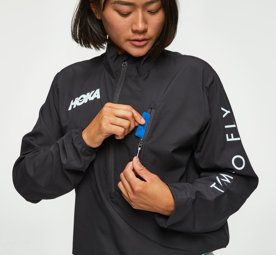 Hoka One One Womens Jackets - Wind-Resistant - Black - UBRW03916